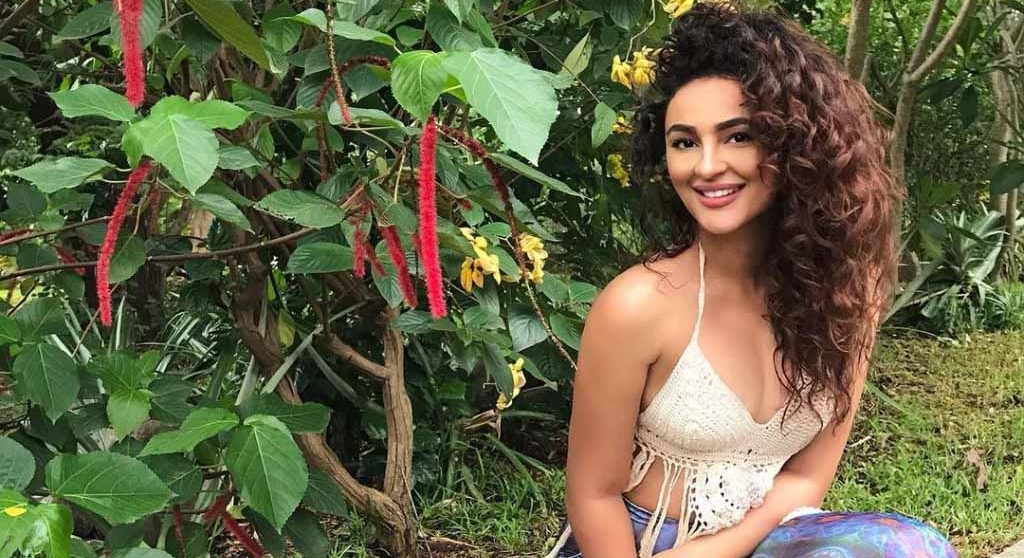 “It’s important to remain connected to your authenticity as a creative”, opines actress Seerat Kapoor!