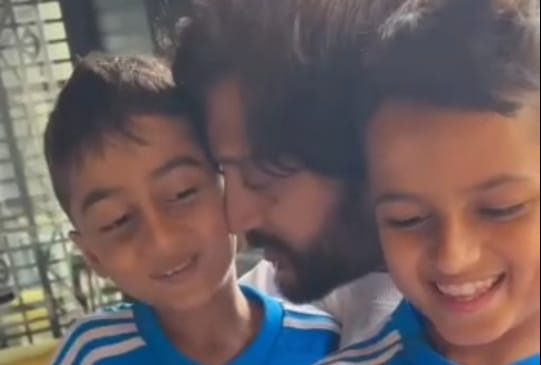 Genelia Deshmukh shares a cute little moment between sons and their ‘Baba’!