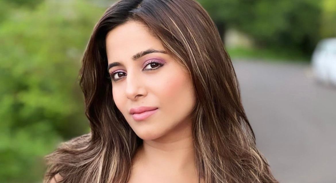 Kate Sharma says that to find love, you need to be ready to give love as well!