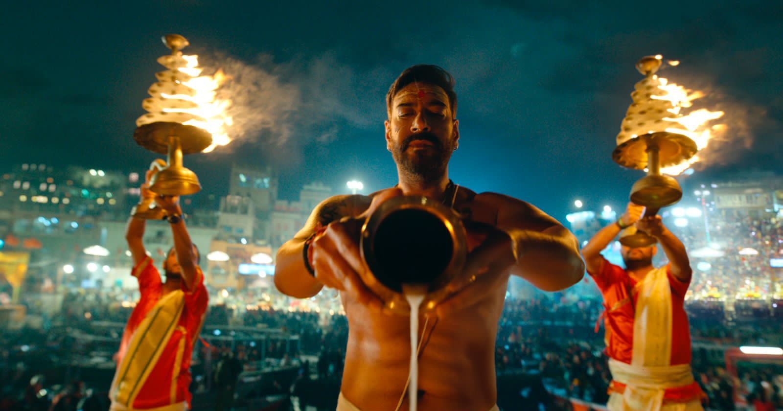 ‘Bholaa’ Ajay Devgn feels enchanted while shooting aarti in Benaras!