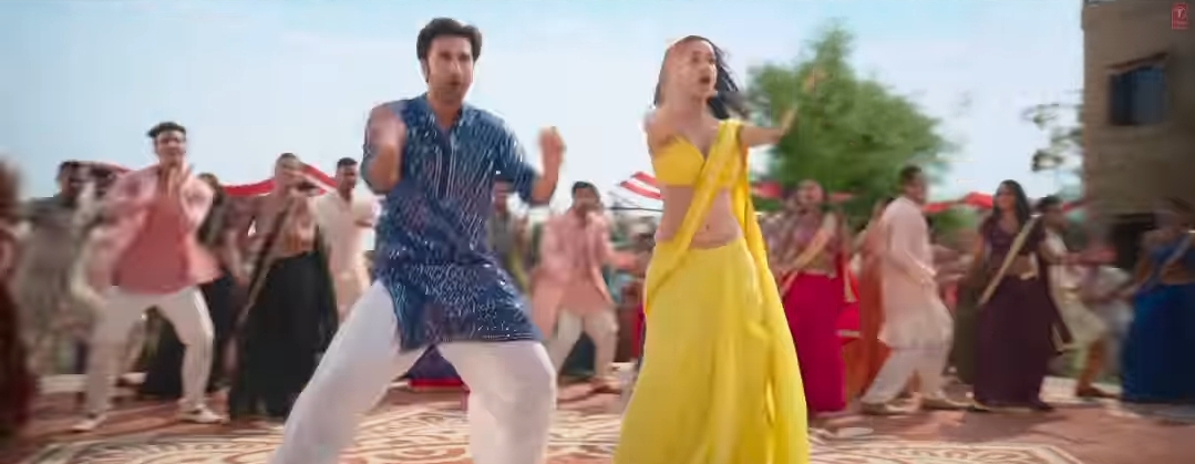 Ranbir and Shraddha starrer  TJMM’s “Thumka” challenge has elevated the craze of the song!