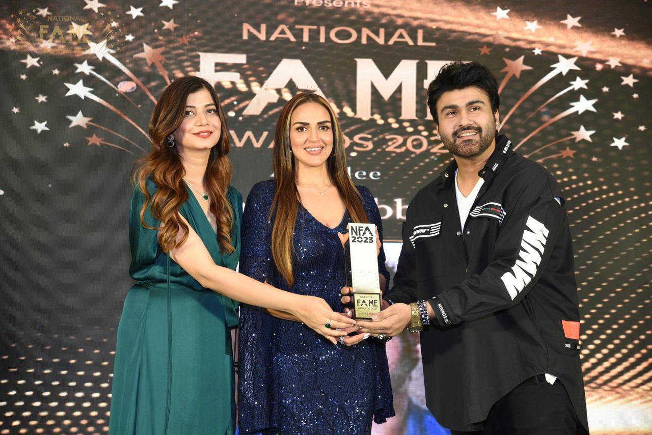 Esha Deol Takhtani attends National Fame Awards 2023 as the Chief Guest!