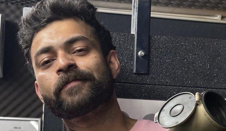 Varun Tej is learning to use different kinds of guns from riffles to pistols for ‘Gandeevadhari Arjuna’!