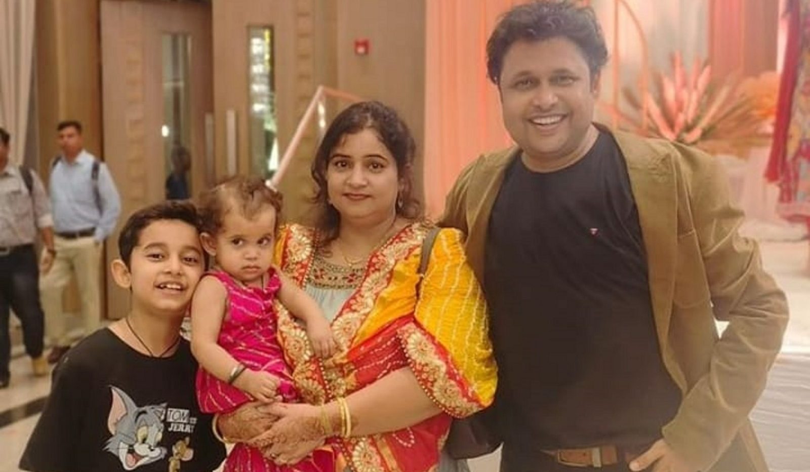 &TV actors Aayudh Bhanushal, Yogesh Tripathi and Shubhangi Tripathi get rejuvenated by  spending time with family!