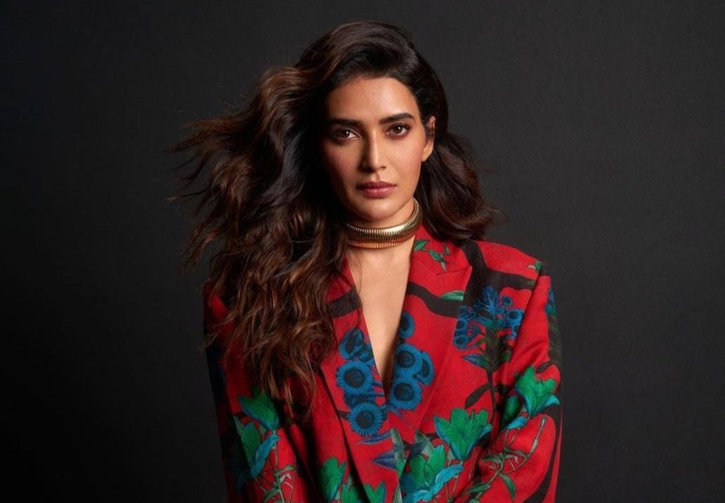 Karishma Tanna’s journey in Bollywood has been full of glamour and grit!