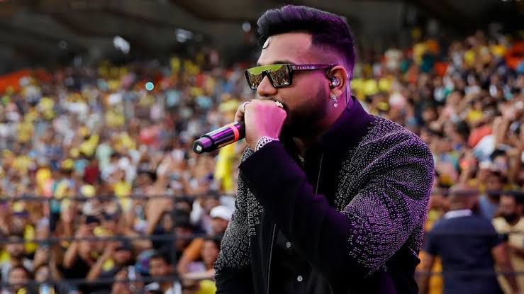 At the grand closing ceremony of IPL 2023, King steals the show with his power packed performance!