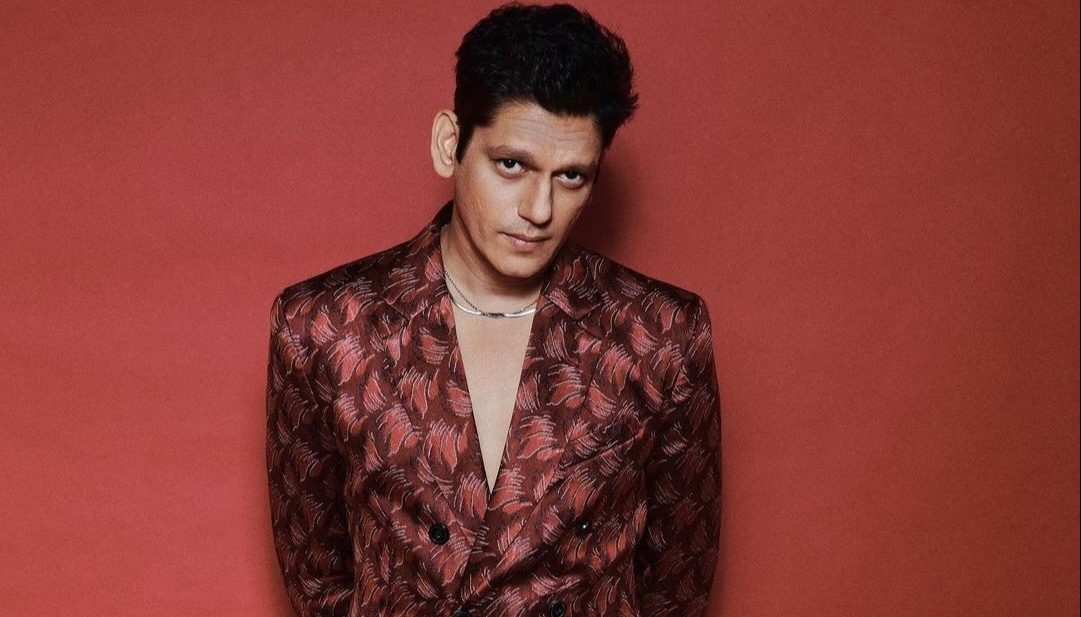 Fans of Vijay Varma are excited to see his fashion choices at the Cannes red carpet!