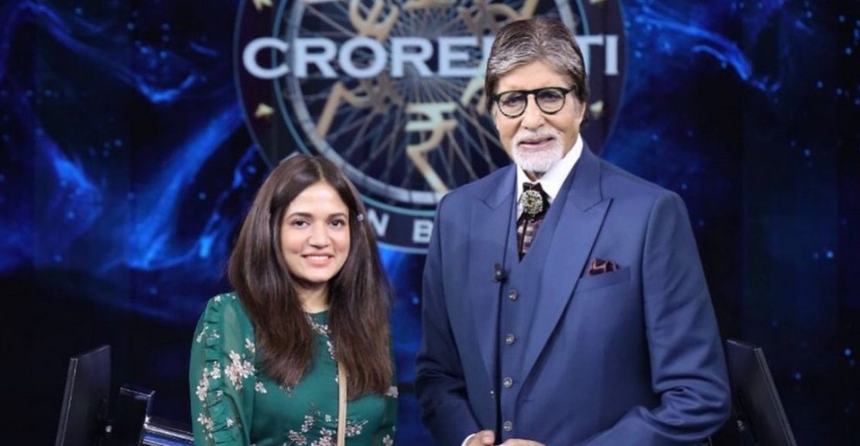 Amitabh Bachchan’s impeccably stylish wardrobe for KBC15 is designed by Priya Patil!