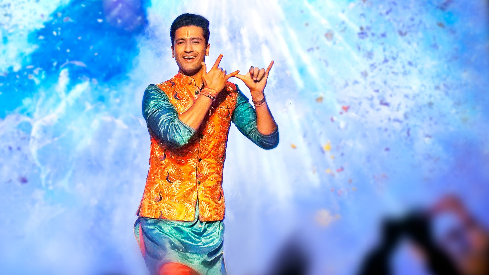 Vicky Kaushal aka Bhajan Kumar’s first look from  ‘The Great Indian Family’  our!