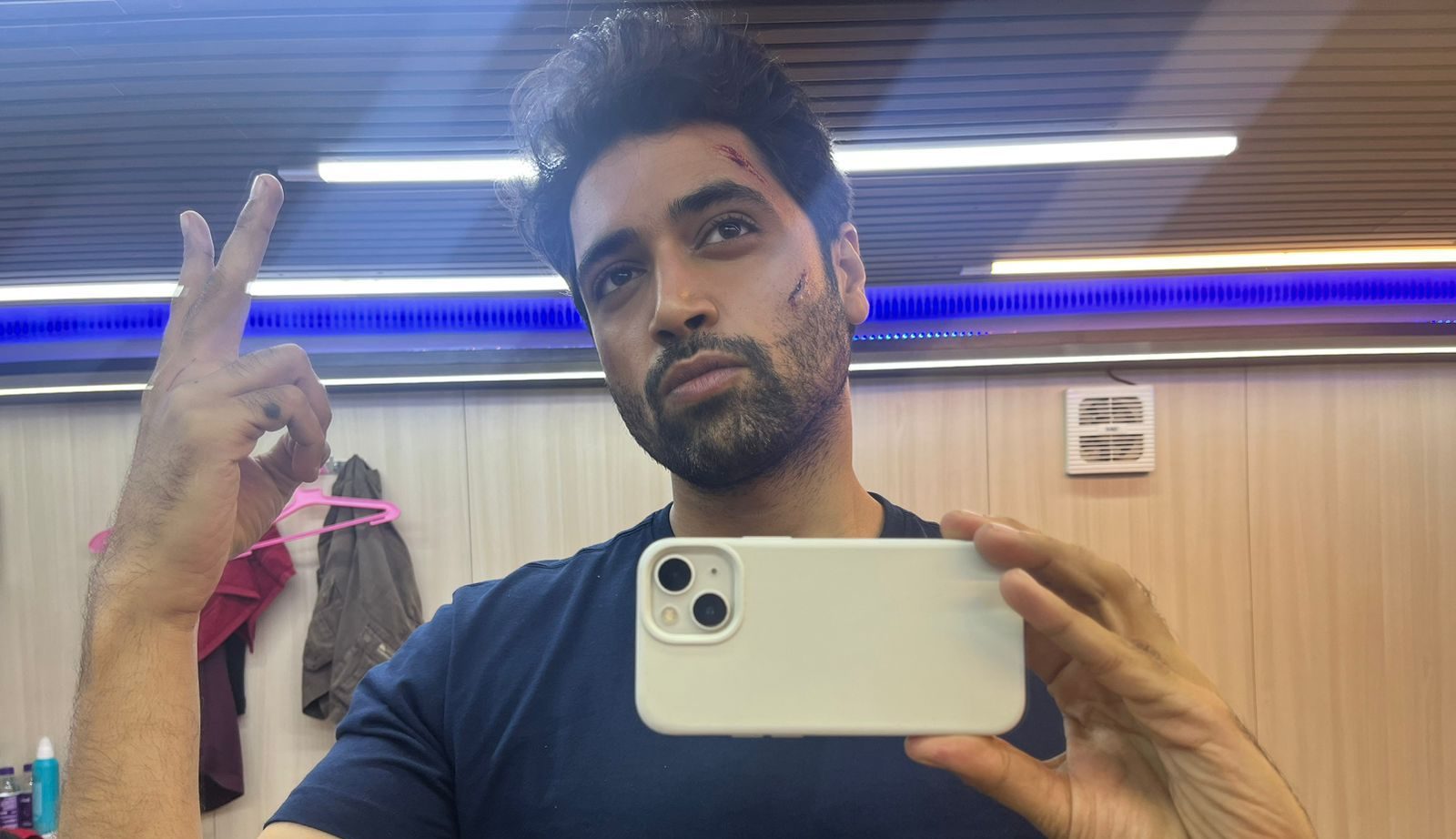 Adivi Sesh unveils a rivetting look with scars for ‘G2’ with a striking mirror selfie!