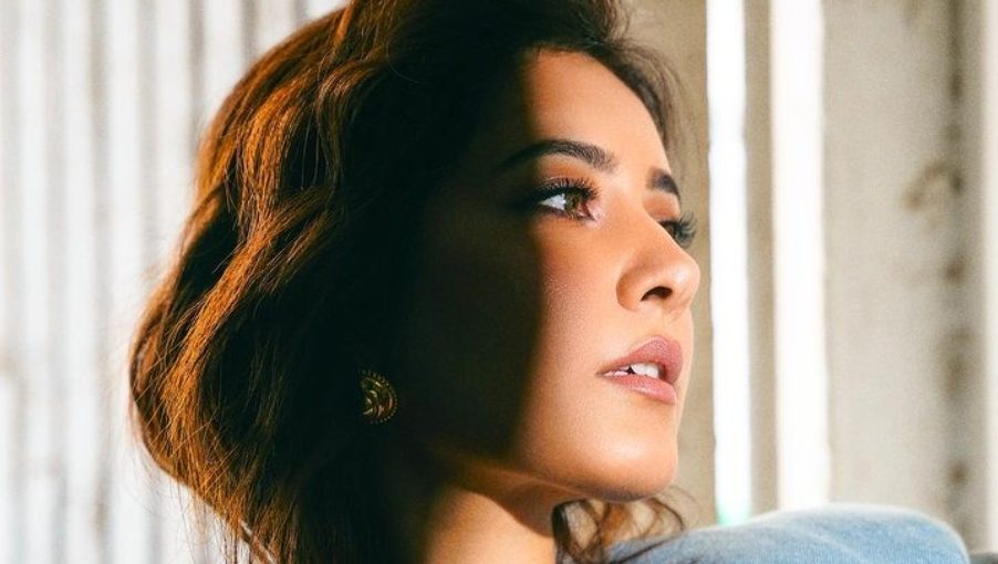 In AskMeAnything session, Raashii Khanna expresses her desire to work with SRK and Hrithik!