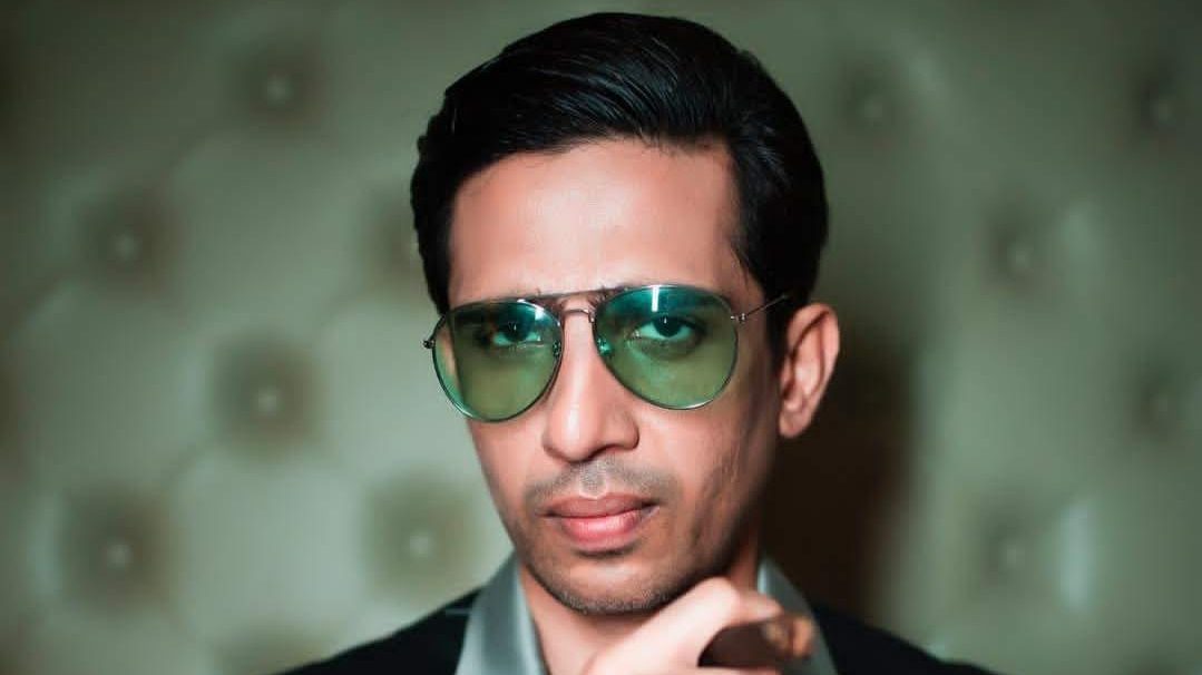 Gulshan Devaiah is trying to find his own way of pulling off stylized fight sequences!