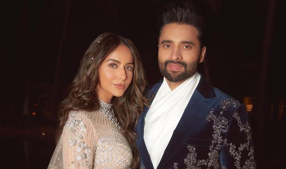 At Sangeet ceremony, Rakul Preet Singh and Jackky Bhagnani wear stunning ensembles!