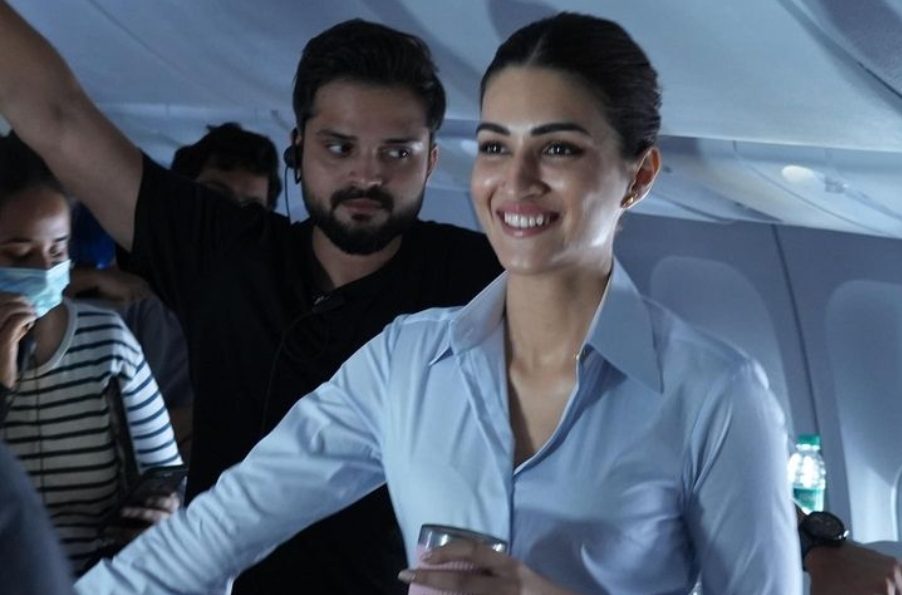 Crew actor Kriti Sanon shares BTS pictures from the film!