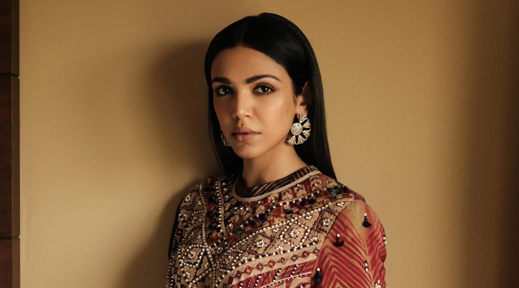 Shriya Pilgaonkar has garnered widespread acclaim for her portrayal in ‘The Broken News S2’​!