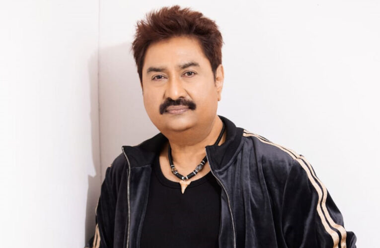 Kumar Sanu’s successful tour of ‘Unforgettable 90s,’ which included 14 shows!