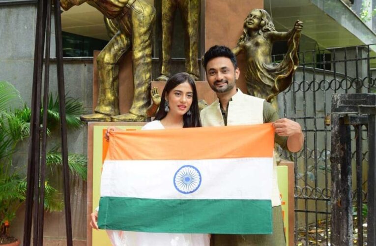 Independence Day Wishes from Amrita Rao and RJ Anmol!